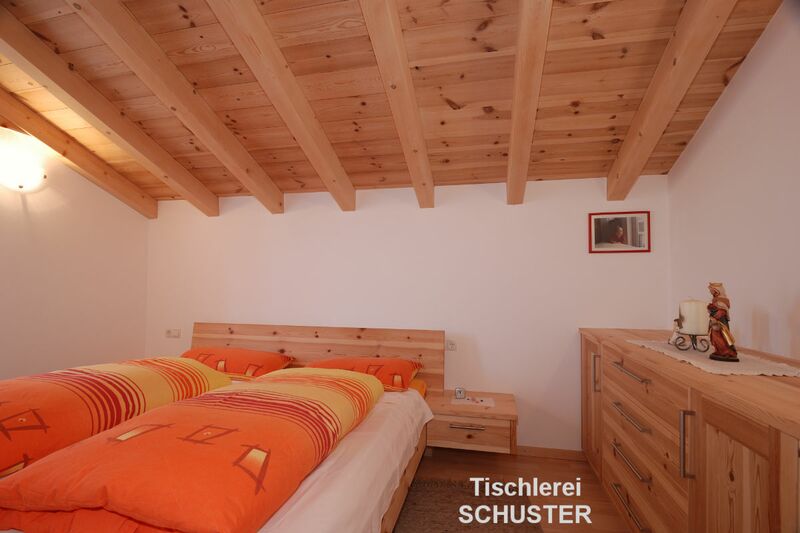 Dachzimmer in Zirbe - image 02